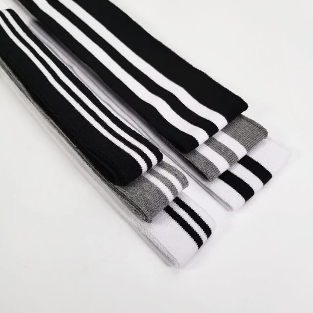 Detalles de cuellos para camisetas