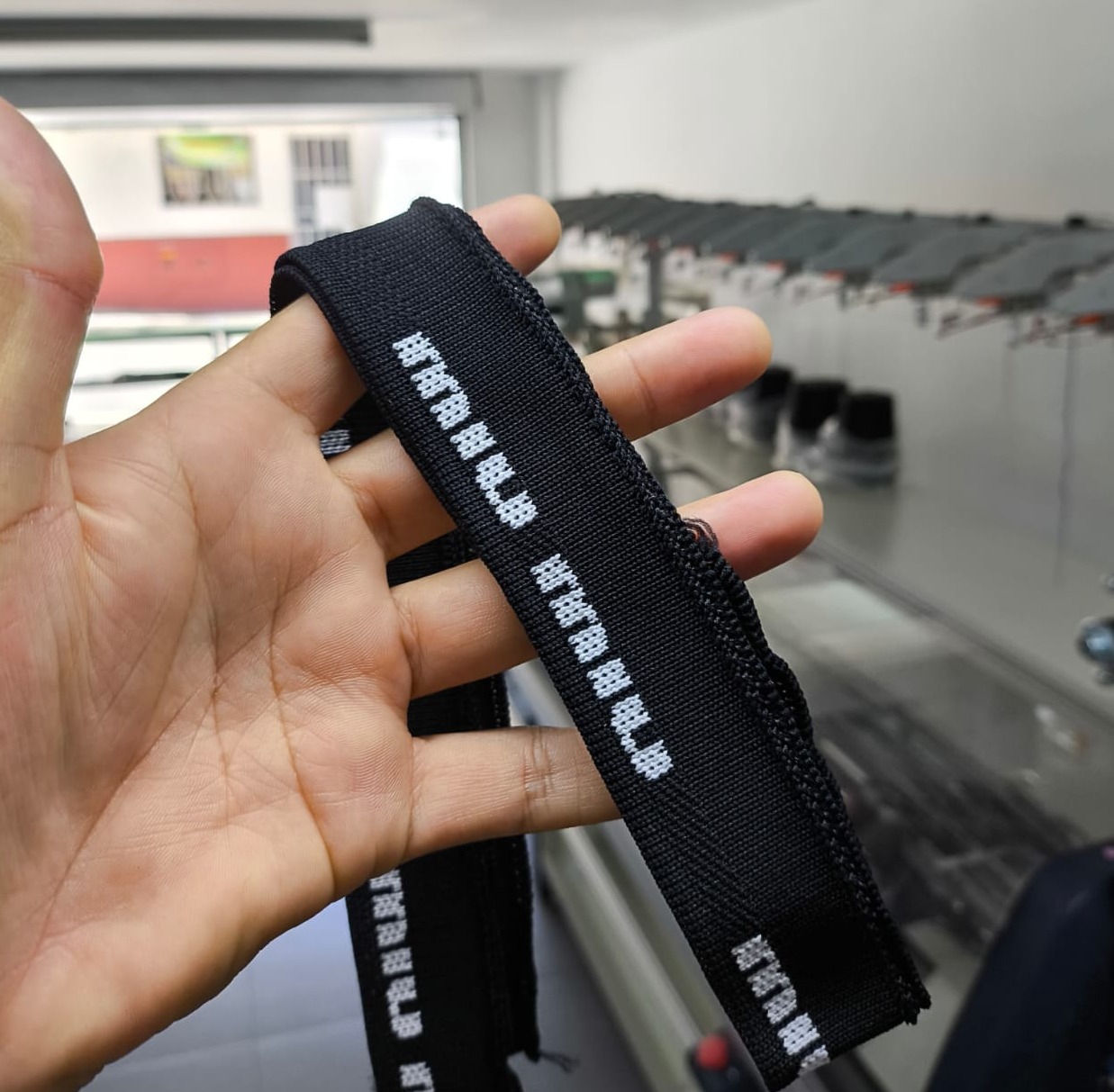 Cuellos tejidos de alta calidad para camisetas