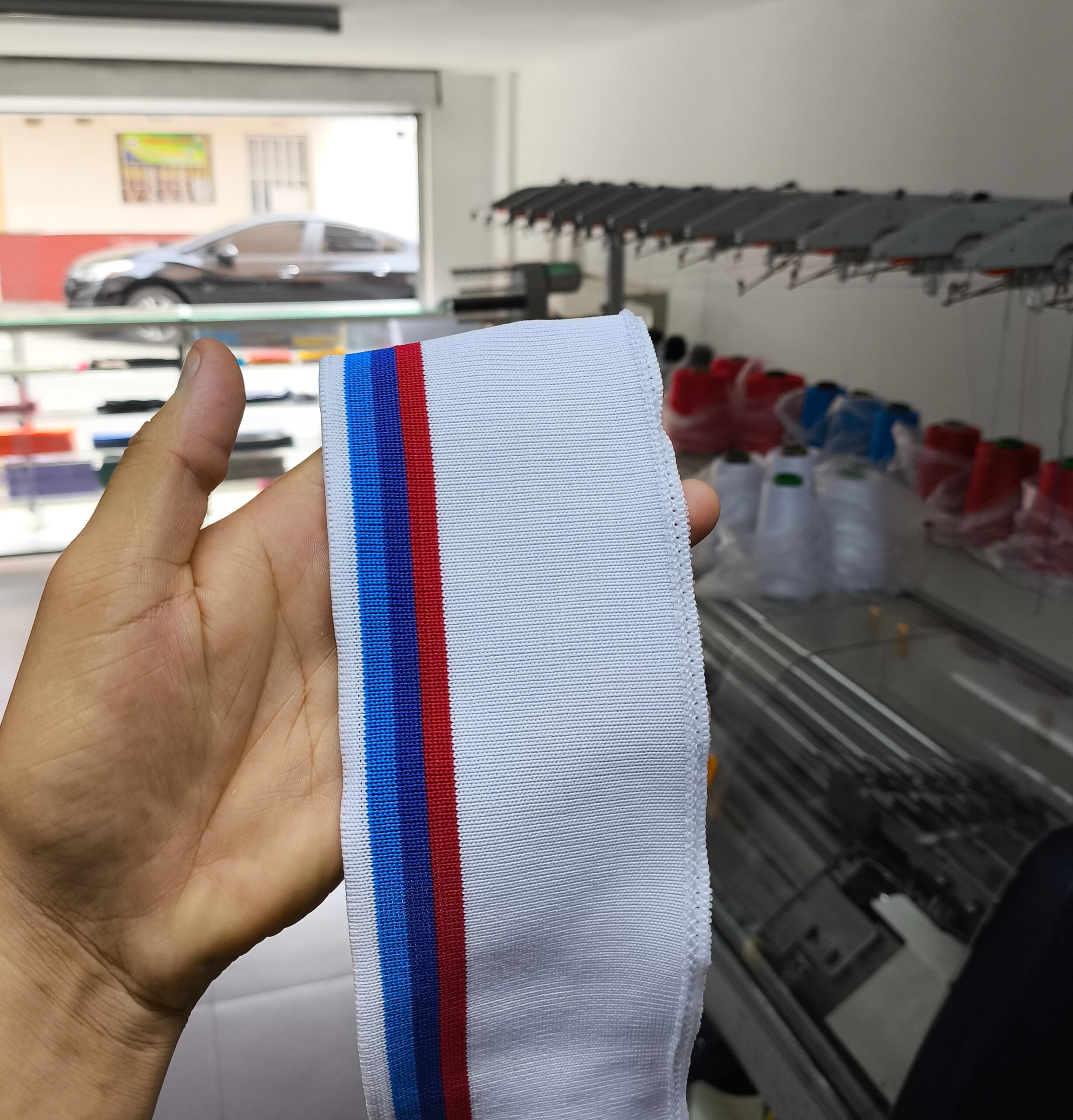 Cuellos tejidos de alta calidad para camisetas